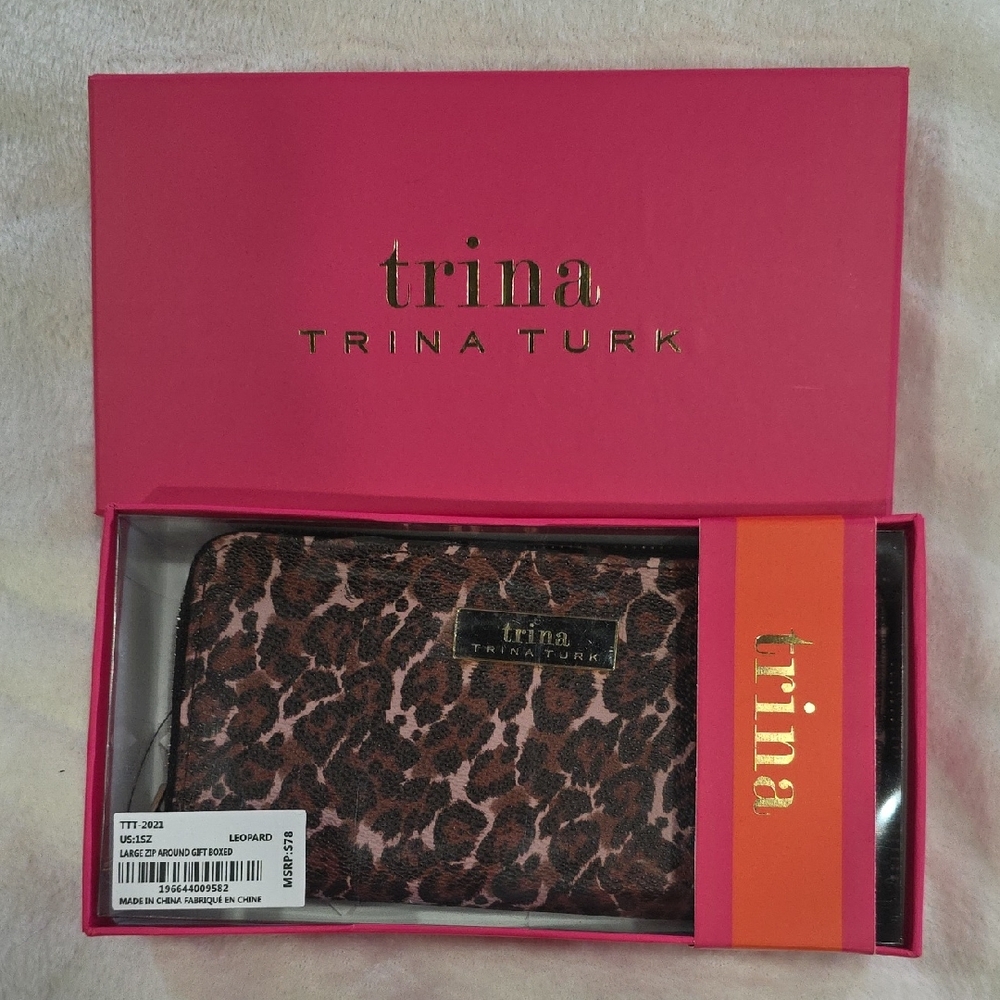🐆 Trina Turk Leopard Print Wallet 🐆